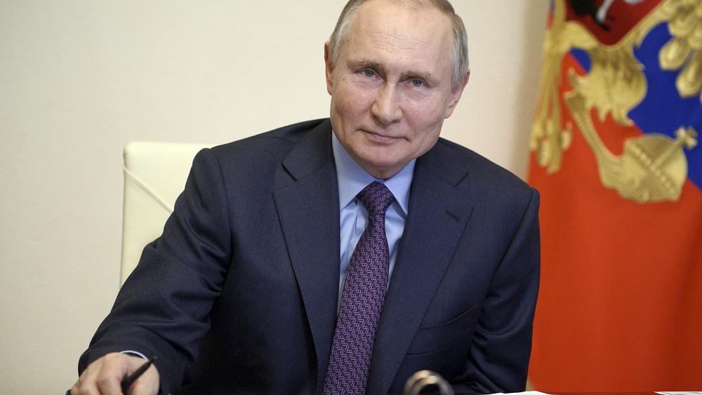 Putin gets COVID-19 vaccine away from the public eye