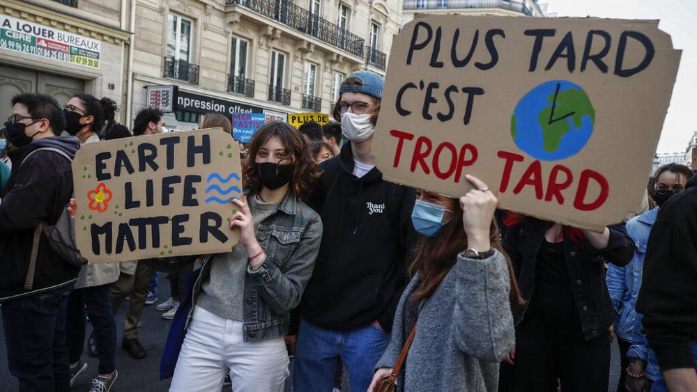 Protests across France over 'pseudo' climate change bill
