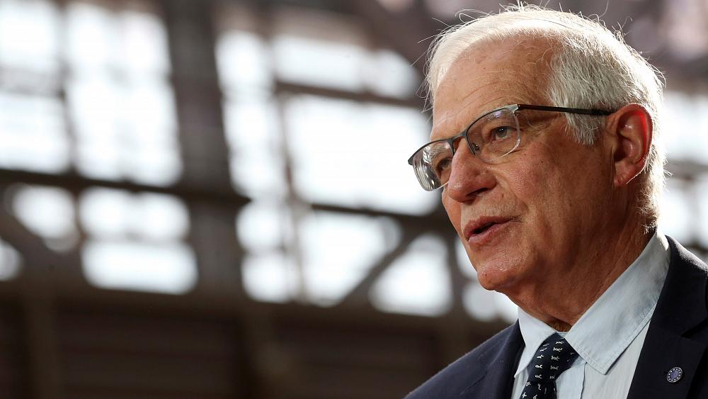 EU foreign affairs chief: 150,000 Russian troops at Ukraine border