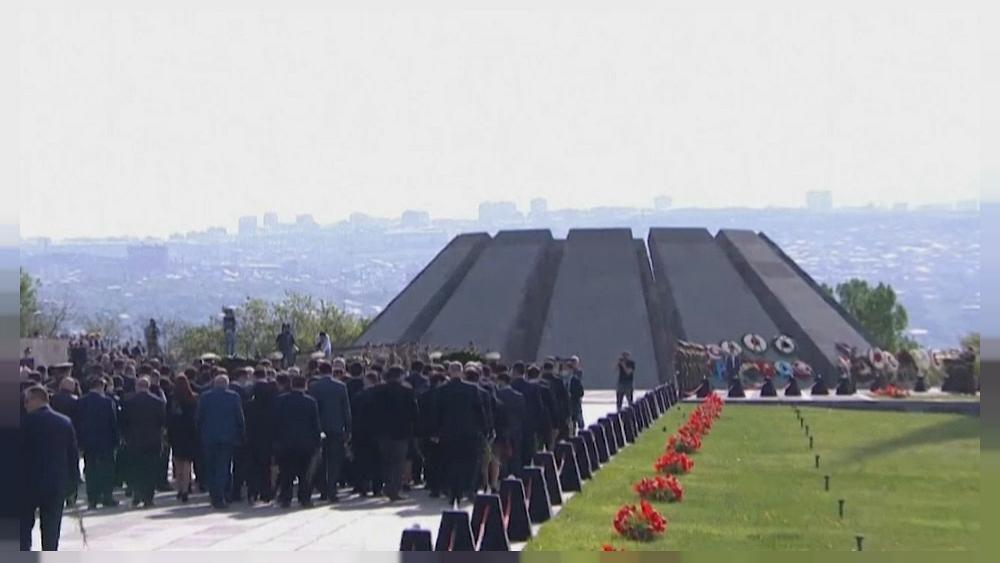Armenia remembers the victims of mass killings a hundred years ago