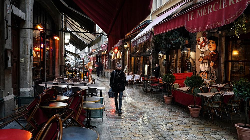 France eases lockdown as bars, restaurants, museums and cinemas to reopen May 19