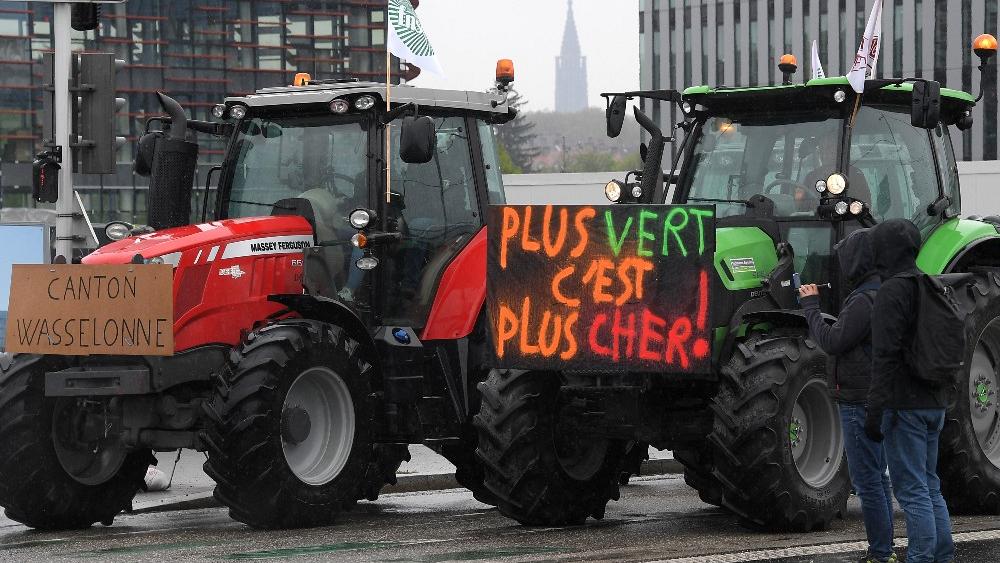Tractor protest in Strasbourg over new EU agriculture proposals