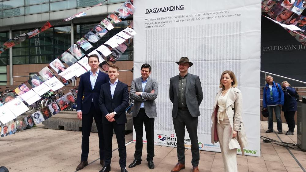 'The climate has won today' – Shell ordered to cut CO2 emissions by 45% in landmark climate case