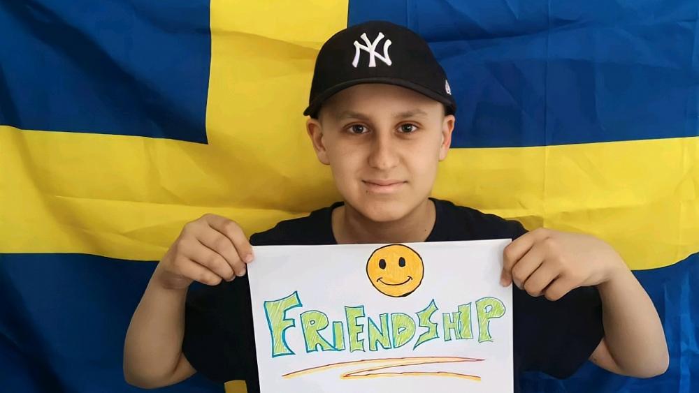 How one young football fan is tackling cancer head-on