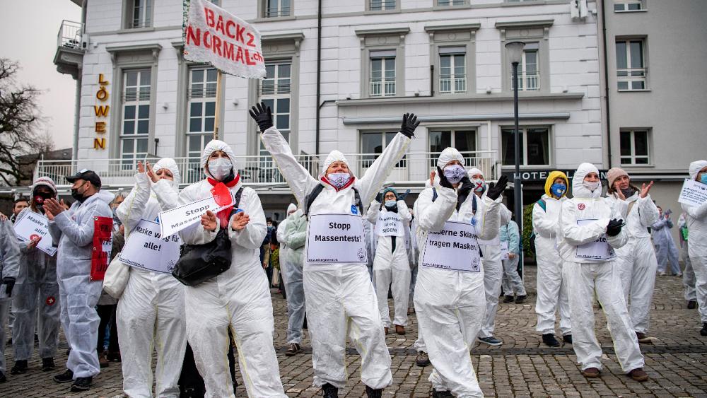 Swiss vote on whether government can impose COVID restrictions