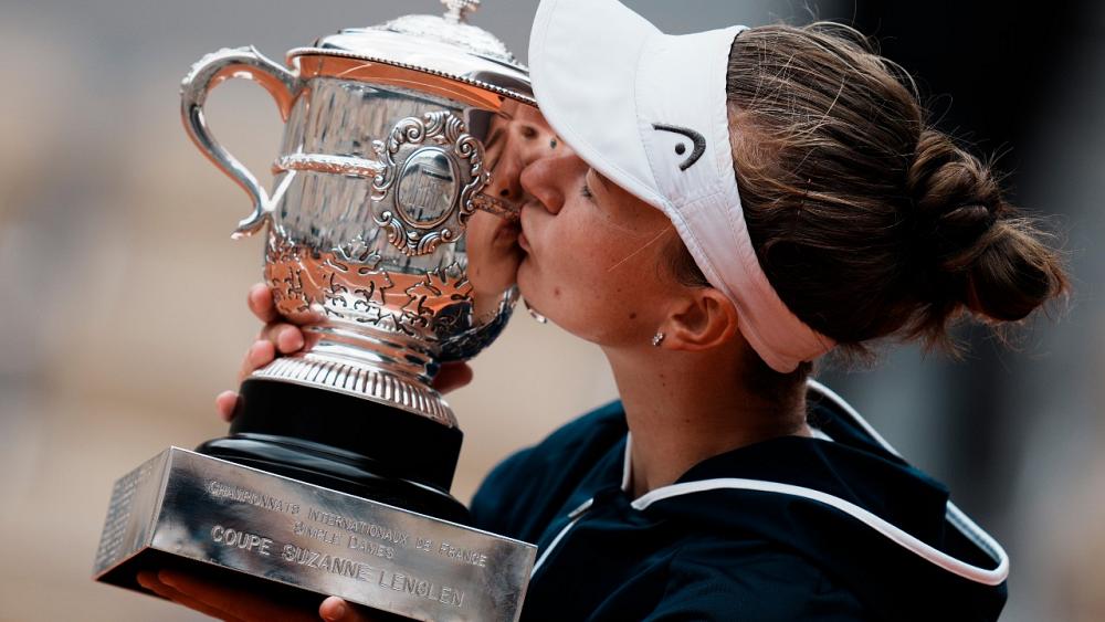 Barbora Krejcikova pays tribute to late coach Jana Novotna upon French Open triumph